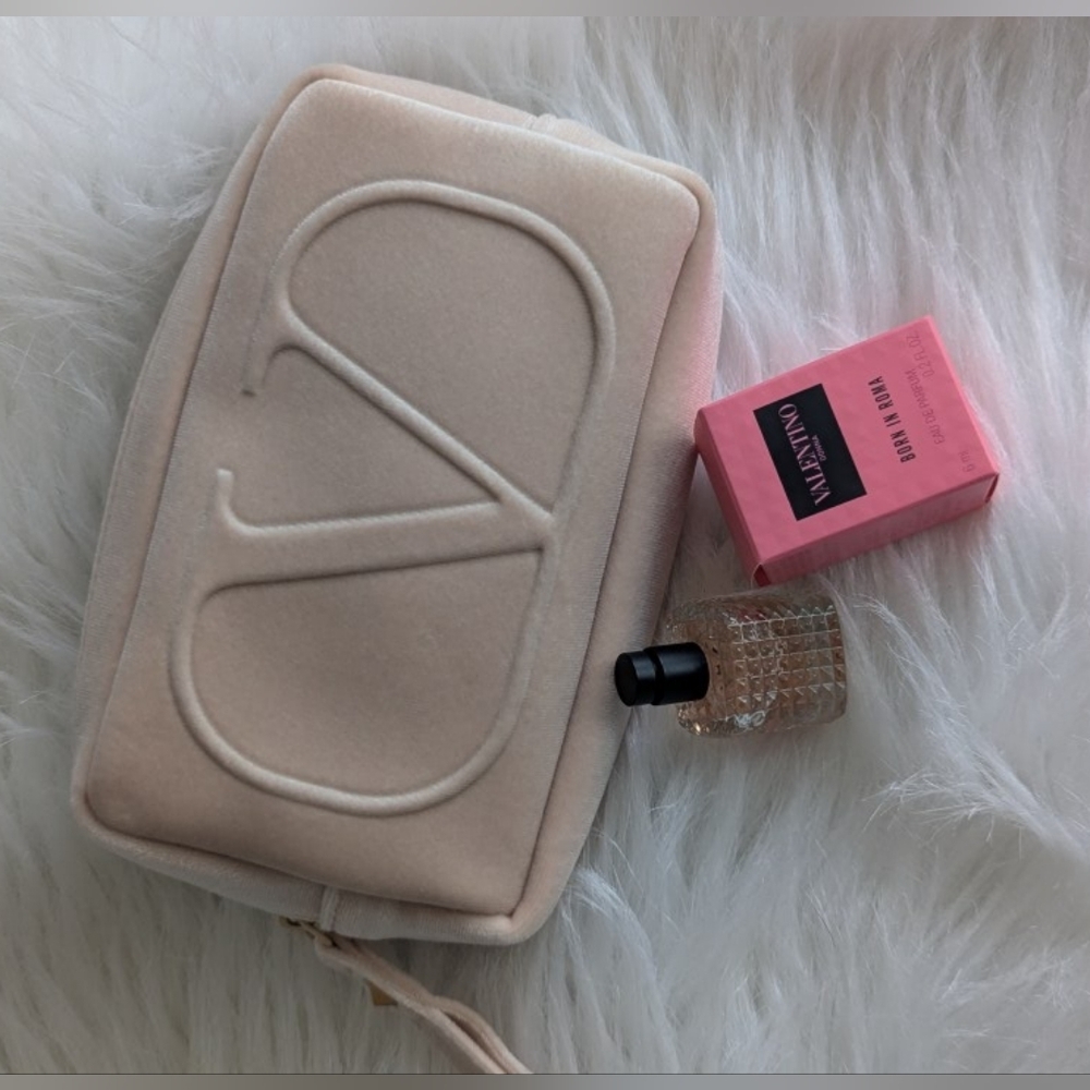 Authentic Valentino Cream Light Pink 🩷 Velvet Logo Pouch